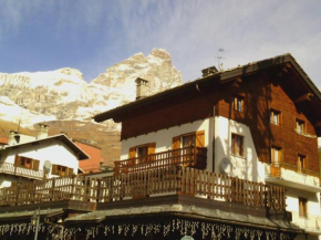 Гостиница Cervinia, Брёй-Червиния